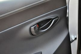 2014款丰田致炫1.3E自动魅动版