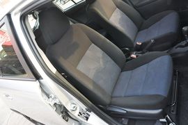 2014款丰田致炫1.3E自动魅动版