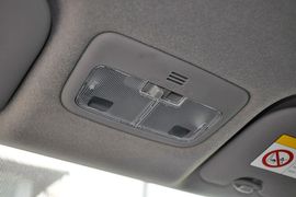 2014款丰田致炫1.3E自动魅动版