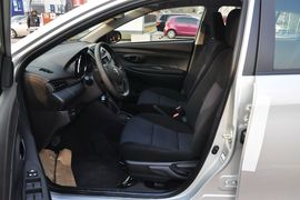 2014款丰田致炫1.3E自动魅动版