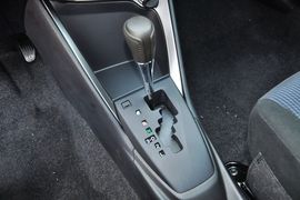 2014款丰田致炫1.3E自动魅动版