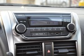 2014款丰田致炫1.3E自动魅动版