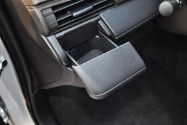 2014款丰田致炫1.3E自动魅动版