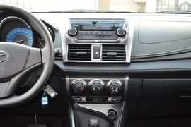 2014款丰田致炫1.3E自动魅动版