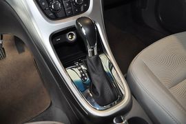 2013款别克英朗XT