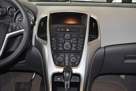 2013款别克英朗XT