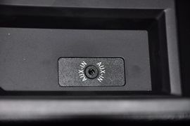 2013款宝马118i领先型