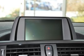 2013款宝马118i领先型