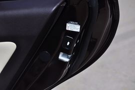 2013款比亚迪思锐1.5TID自动尊享型