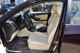 2013款比亚迪思锐1.5TID自动尊享型