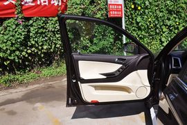 2013款比亚迪思锐1.5TID自动尊享型