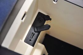 2013款比亚迪思锐1.5TID自动尊享型