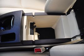 2013款比亚迪思锐1.5TID自动尊享型