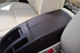 2013款比亚迪思锐1.5TID自动尊享型