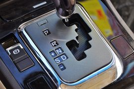 2013款比亚迪思锐1.5TID自动尊享型