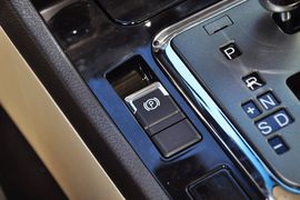 2013款比亚迪思锐1.5TID自动尊享型