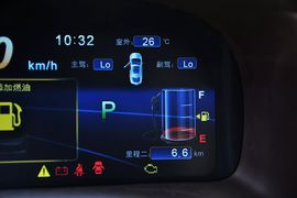 2013款比亚迪思锐1.5TID自动尊享型