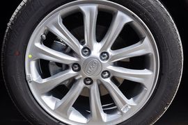 2013款比亚迪思锐1.5TID自动尊享型