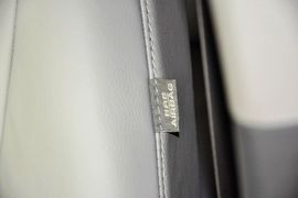 2014款丰田逸致180G豪华版