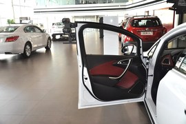 2013款别克英朗GT