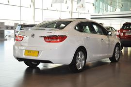 2013款别克英朗GT