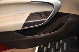 2014款别克君威2.0L领先时尚型