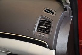 2014款别克君威2.0L领先时尚型