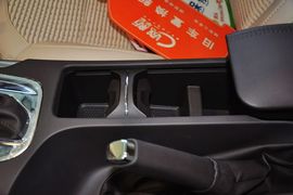 2014款别克君威2.0L领先时尚型