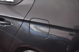 2014款雪铁龙全新爱丽舍1.6L手自一体时尚型