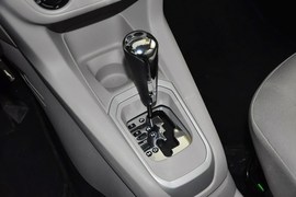 2014款雪铁龙全新爱丽舍1.6L手自一体时尚型