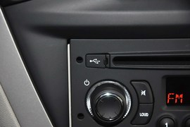 2014款雪铁龙全新爱丽舍1.6L手自一体时尚型