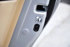 2014款丰田威驰1.3L自动型尚版