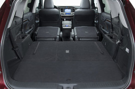 2014款全新一代丰田汉兰达海外试驾实拍