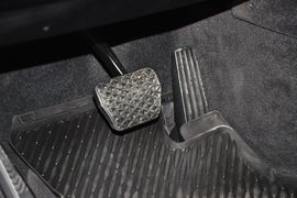 2013款宝马640i