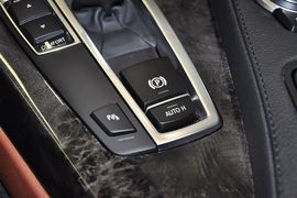 2013款宝马640i