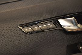 2013款揽胜极光2.2T