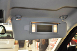 2013款揽胜极光2.2T