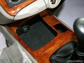 2009款现代索纳塔