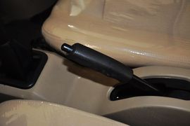 2012款东风小康C37