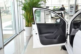 2013款斯柯达昕锐1.4L手动乐选型
