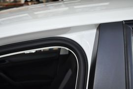 2013款斯柯达昕锐1.4L手动乐选型