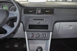 2013款斯柯达昕锐1.4L手动乐选型