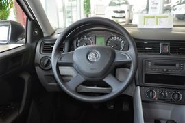 2013款斯柯达昕锐1.4L手动乐选型