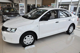2013款斯柯达昕锐1.4L手动乐选型