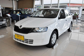 2013款斯柯达昕锐1.4L手动乐选型
