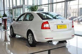 2014款斯柯达明锐1.4TSI