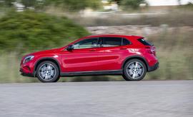 2015款奔驰GLA海外试驾实拍