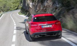 2015款奔驰GLA海外试驾实拍