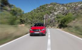 2015款奔驰GLA海外试驾实拍