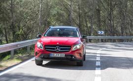 2015款奔驰GLA海外试驾实拍